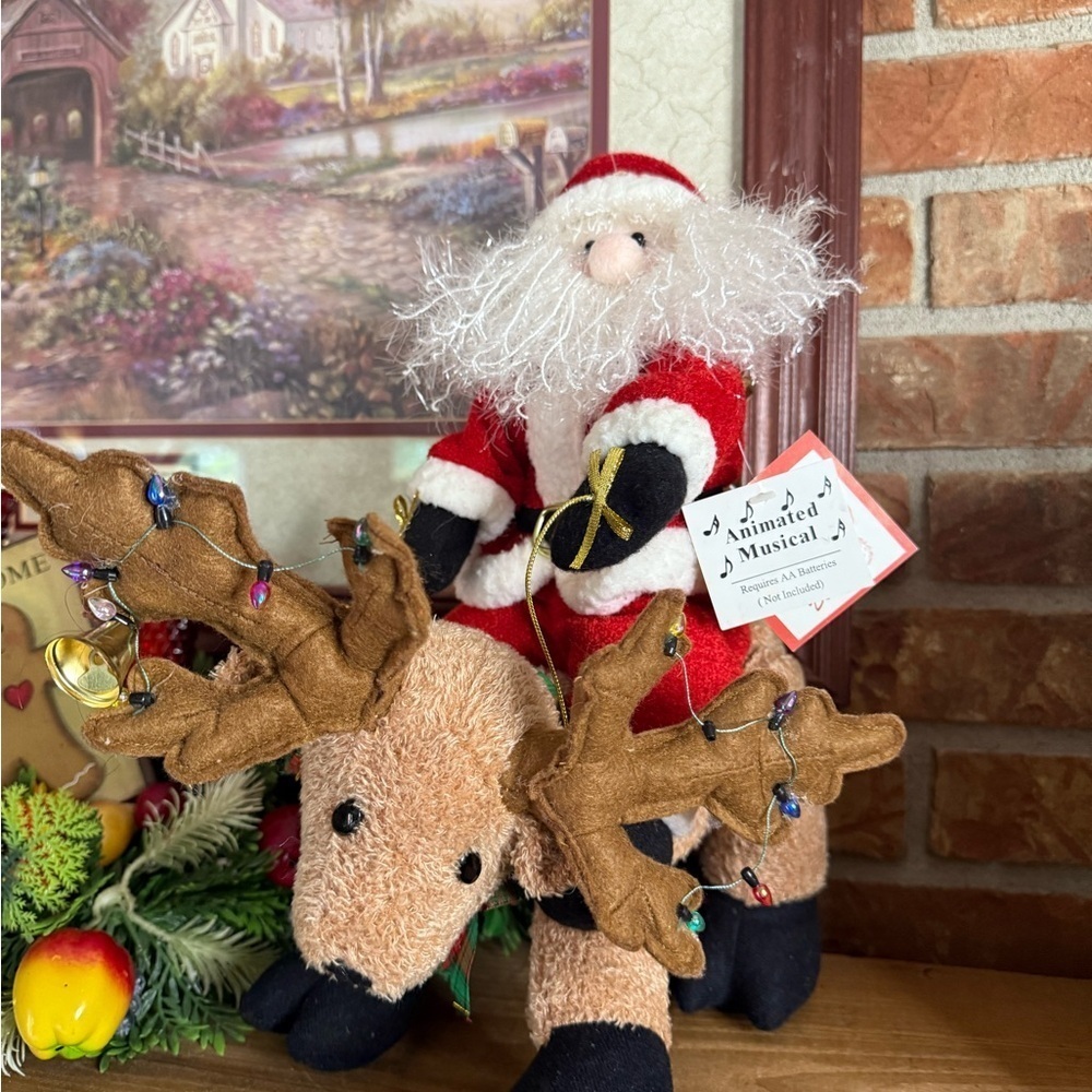 2003 Animated Musical Santa Reindeer Plush Kris Kringle Collection Decor NWT